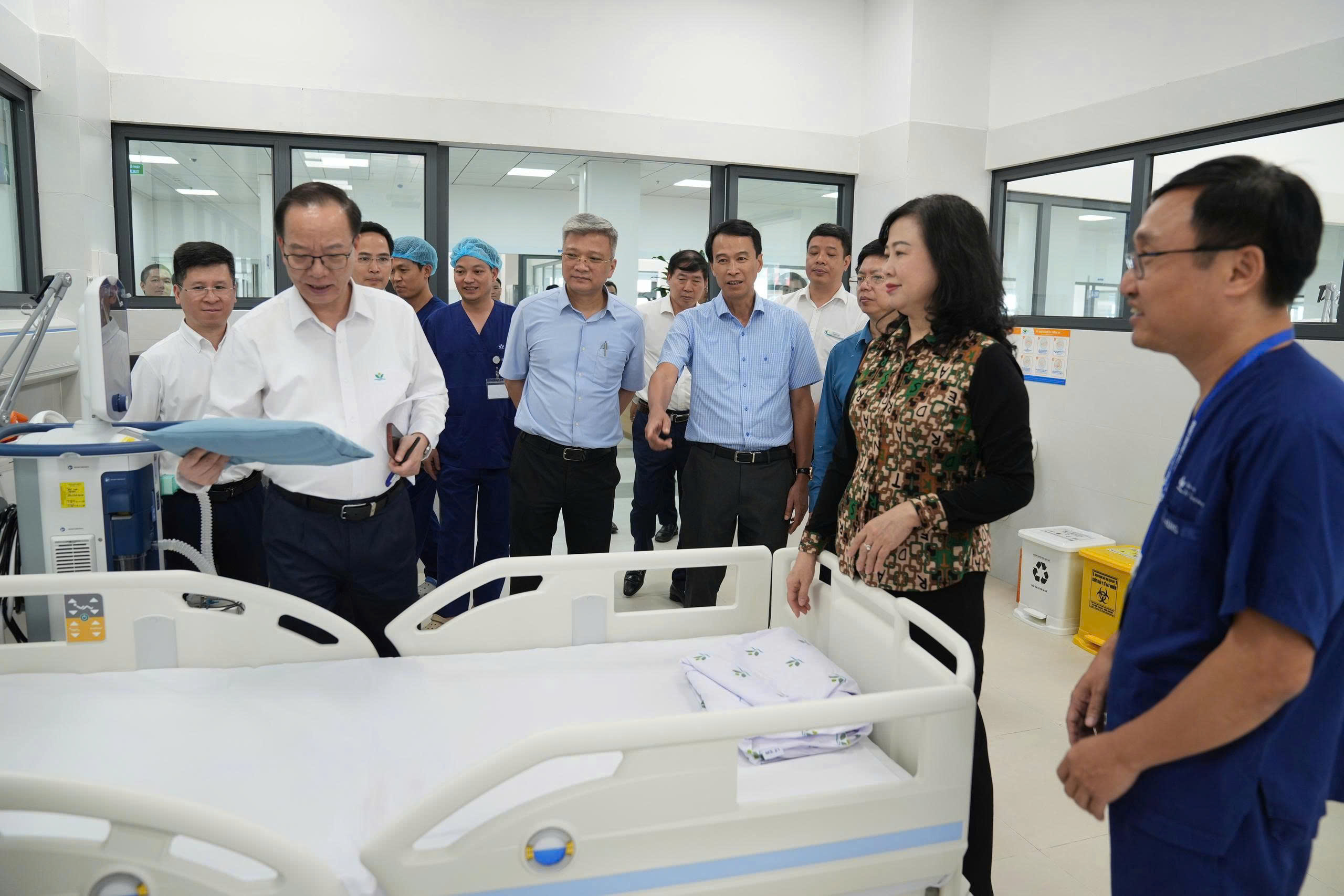 Bộ trưởng Bộ Y tế Đào Hồng Lan: Khẩn trương hoàn thiện các điều kiện để Cơ sở 2 Bệnh viện Nhi Trung ương hoạt động từ ngày 1/6- Ảnh 7.