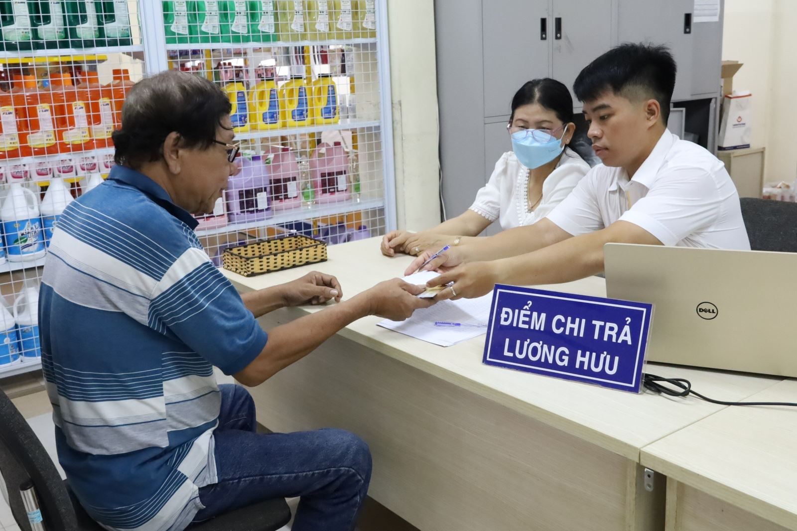 chitraluonghuu140823-19-1780096661014-17800966616602096747995 Lịch chi trả lương hưu tháng 6/2026 người hưởng cần lưu ý- Ảnh 2.