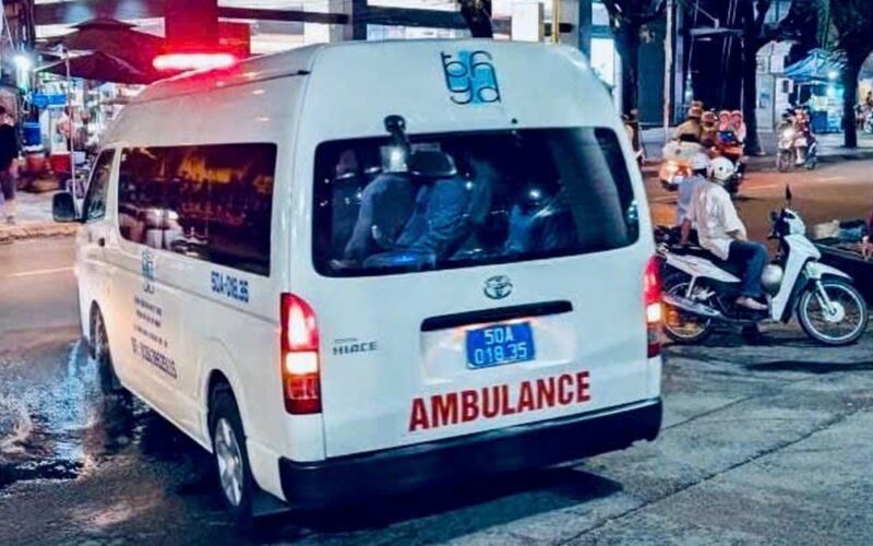 CSGT ở TPHCM hỗ trợ mở đường cho xe chở trái tim hiến tặng đến bệnh viện