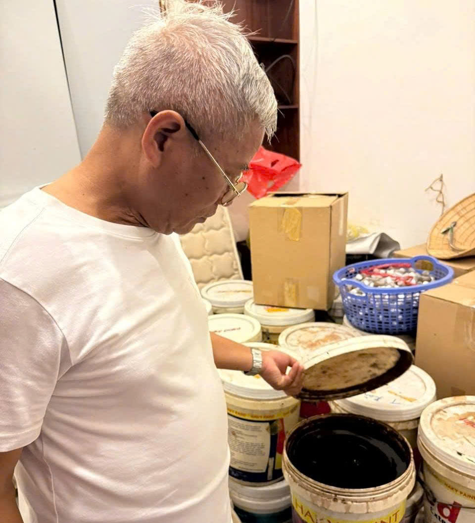 dong-duoc-1-1780065440238748583719 Công an TPHCM triệt phá đường dây sản xuất, buôn bán thuốc đông dược trái phép quy mô lớn- Ảnh 7.