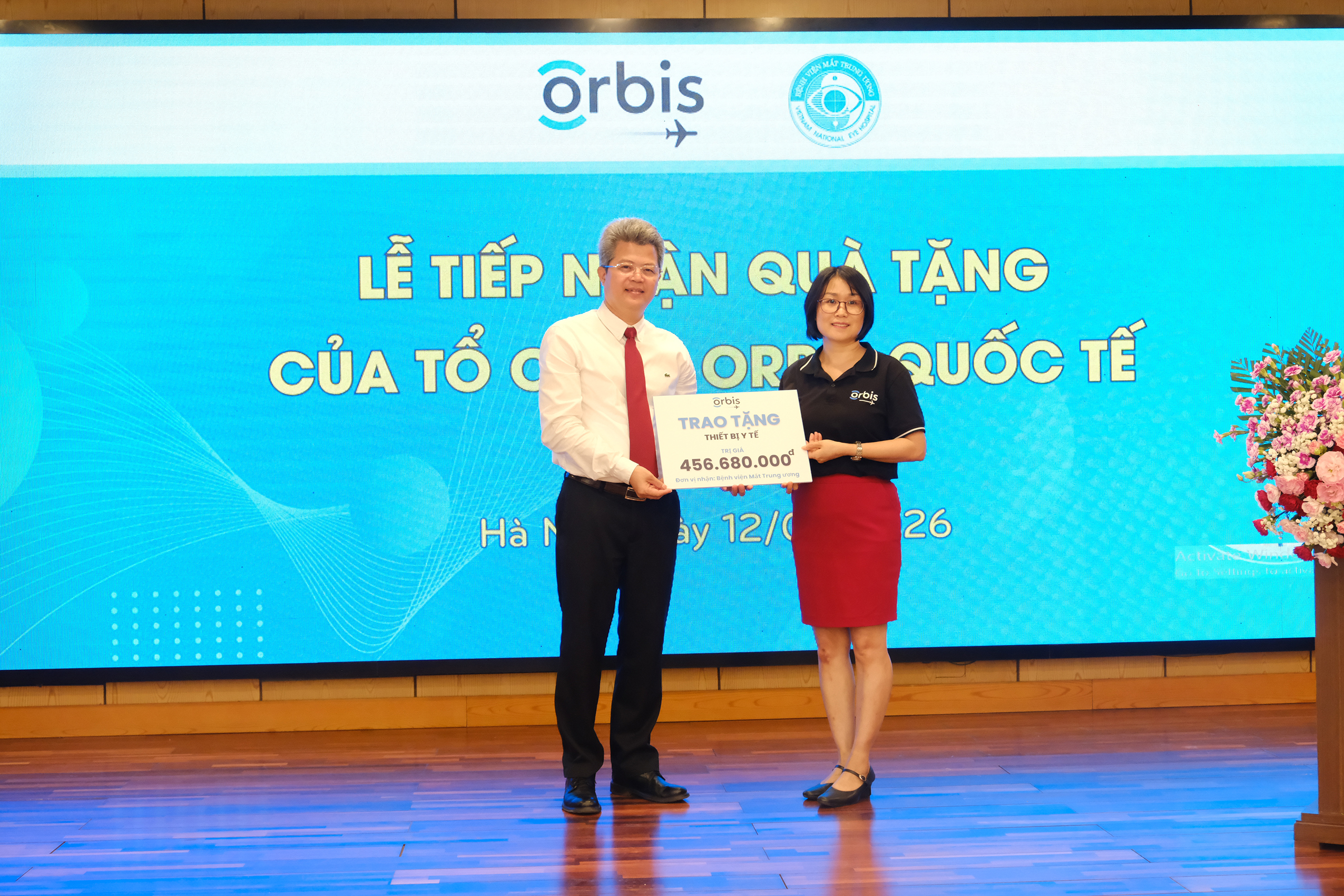 Mở rộng tiếp cận phẫu thuật khúc xạ công nghệ cao cho người dân- Ảnh 5.