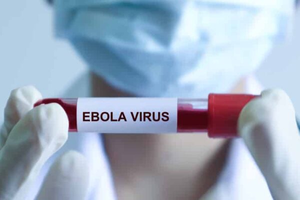 Bộ Y tế khuyến cáo người dân chủ động phòng bệnh Ebola sau cảnh báo của WHO