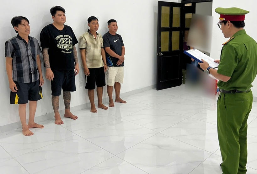 Triệt xóa ổ nhóm cá độ bóng đá hơn 3,5 tỷ đồng hoạt động trên mạng- Ảnh 1.