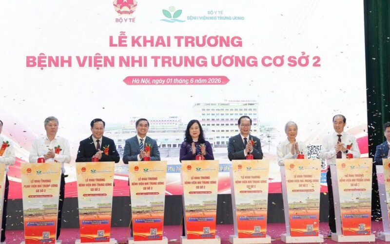 Bộ trưởng Đào Hồng Lan: Cơ sở 2 Bệnh viện Nhi Trung ương góp phần giảm tải, nâng cao chất lượng khám chữa bệnh cho trẻ em