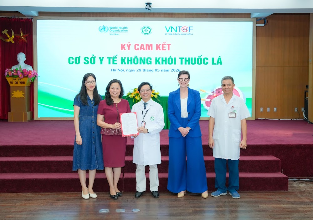 f16225cd-dd84-4e4c-bfdd-767e914efb2cmceclip0-17800354451451337360092 Phòng chống tác hại của thuốc lá là nhiệm vụ pháp lý và trách nhiệm đạo đức của cơ sở y tế- Ảnh 4.