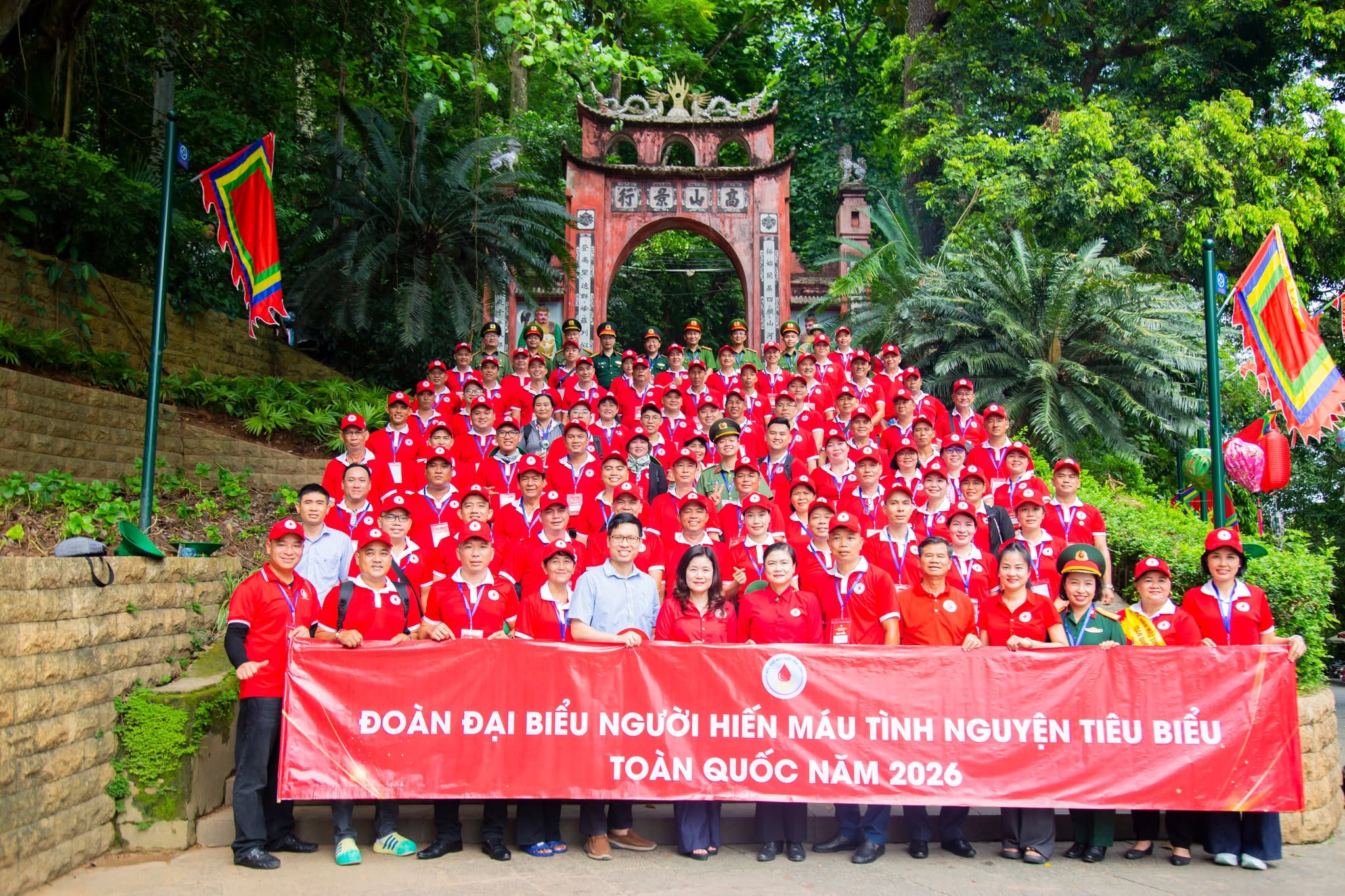hien-mau-568-17809738763991837598509 Tôn vinh 100 người hiến máu tiêu biểu toàn quốc: Lan tỏa những câu chuyện đẹp về tình người- Ảnh 7.