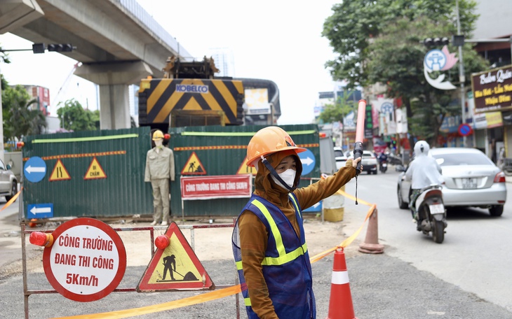 Hà Nội chốt hạn tháo rào thi công dự án chống ngập, hoàn trả mặt đường nhiều tuyến phố