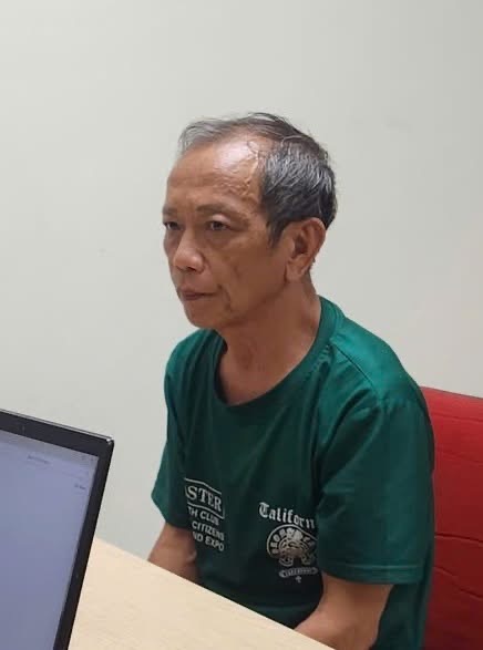 img8211-17794562377812015436742 Bắt ông Nguyễn Tiến Nam - chủ cơ sở chữa bệnh bằng nước- Ảnh 1.