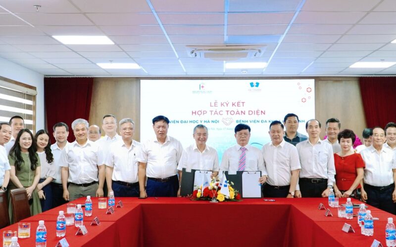 Hợp tác chiến lược toàn diện: Tất cả vì người bệnh thân yêu
