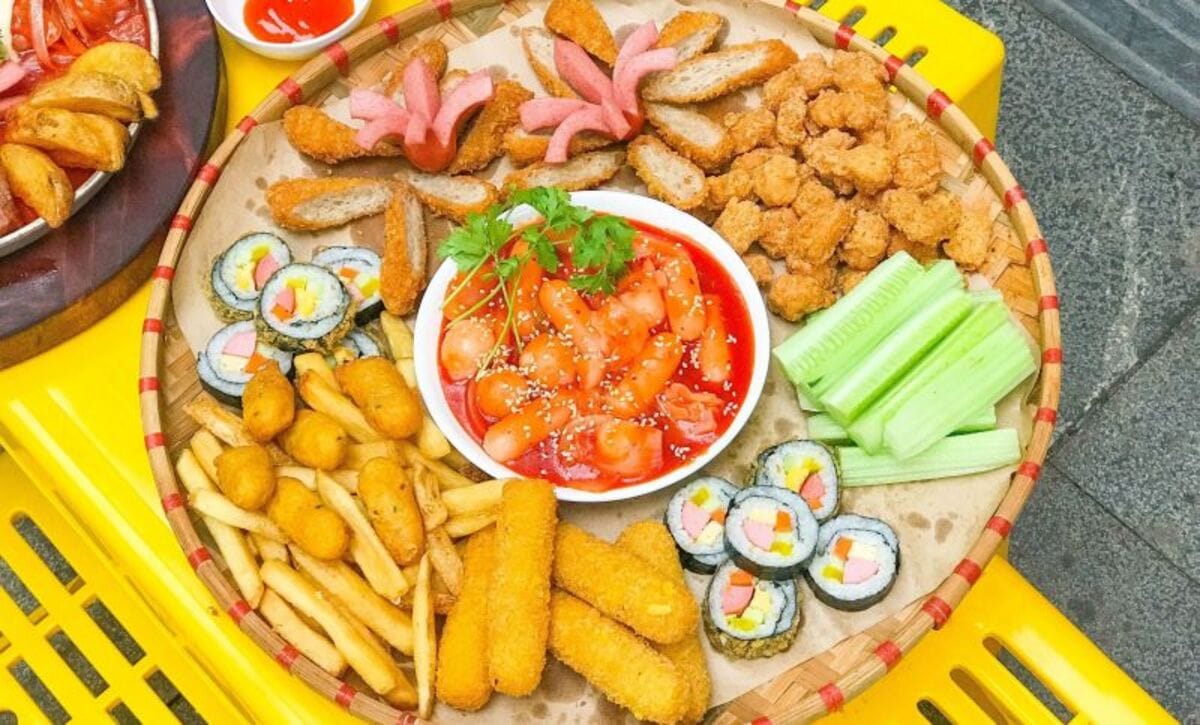 mon-an-vat-yeu-thich-1779286408803529803429 Những món ăn vặt cần hạn chế trong ngày hè- Ảnh 1.
