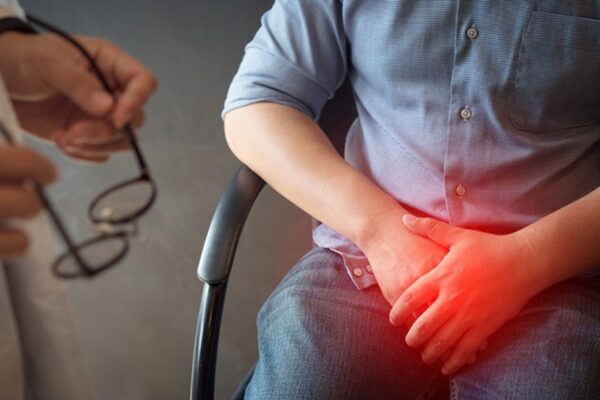 Tưởng viêm da suốt 2 năm, người đàn ông phát hiện ung thư hiếm gặp vùng kín