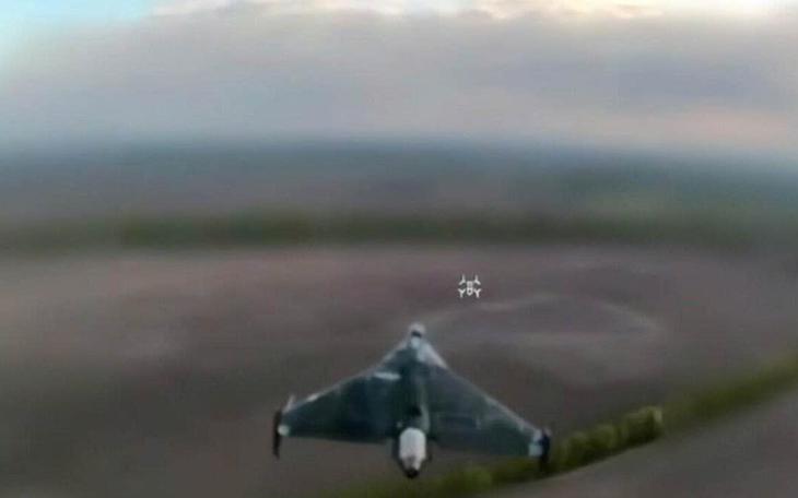 UAV phản lực Geran-4 của Nga vừa xuất hiện đã bị Ukraine bắn rơi