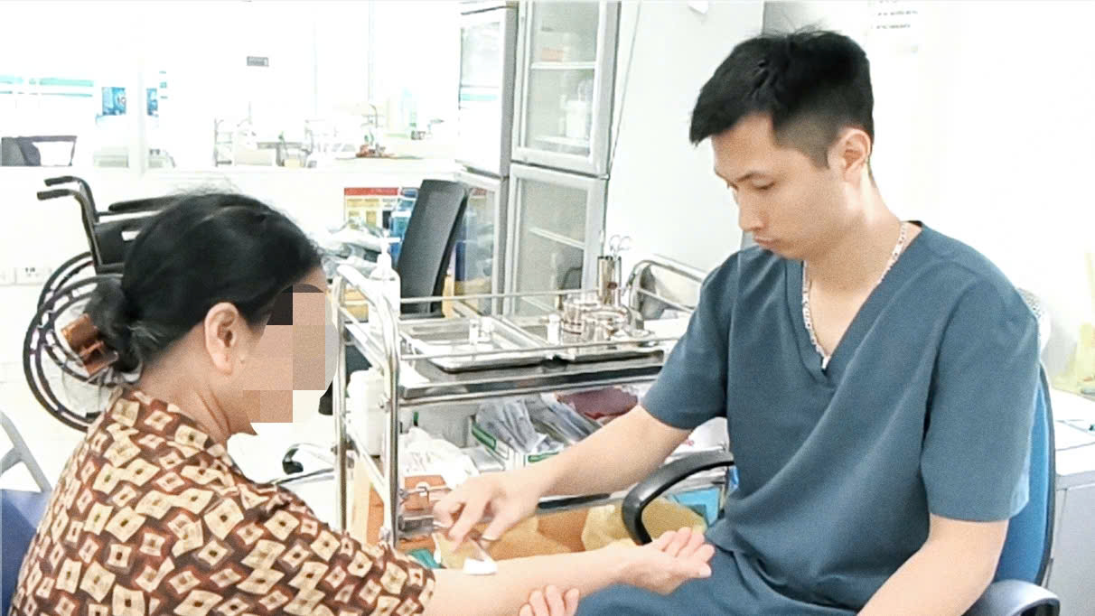 nhieu-benh-nhan-tiem-phong-dai-1780041539926383622335 Mèo con cắn chủ rồi chết, chủ nuôi mới chịu đi tiêm phòng dại- Ảnh 3.
