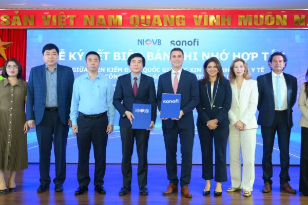 Hợp tác chuyển giao kỹ thuật kiểm định tiên tiến, nâng cao chất lượng vắc xin tại Việt Nam