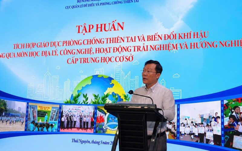 Tích hợp kiến thức phòng chống thiên tai vào các môn học bậc THCS