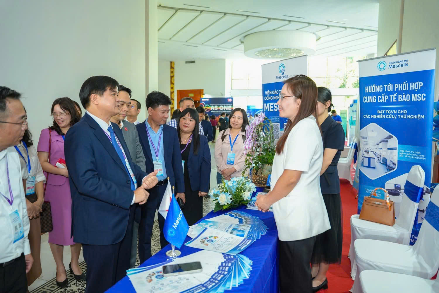 photo-1779449282529-1779449282775275792324 Hướng tới mở rộng ứng dụng y học tái tạo tại Việt Nam- Ảnh 3.