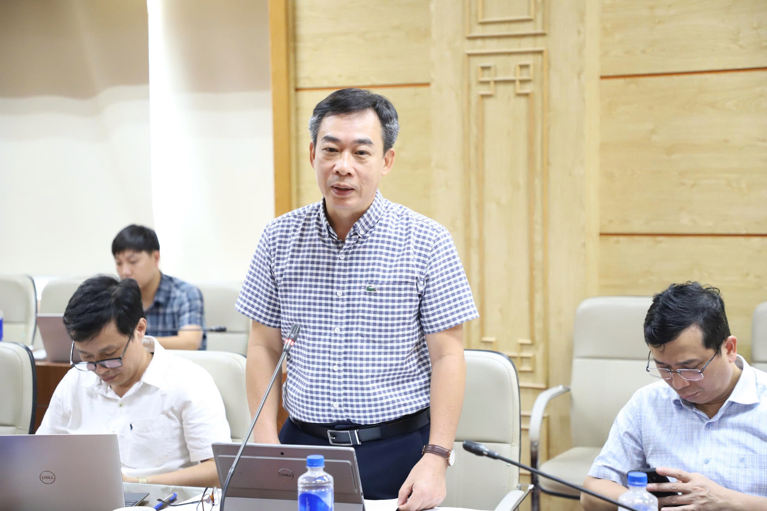 quan-dan-1779717826442330442112 Thúc đẩy tiến độ xây dựng hướng dẫn mới về tổ chức cơ sở khám chữa bệnh quân dân y - Ảnh 4.