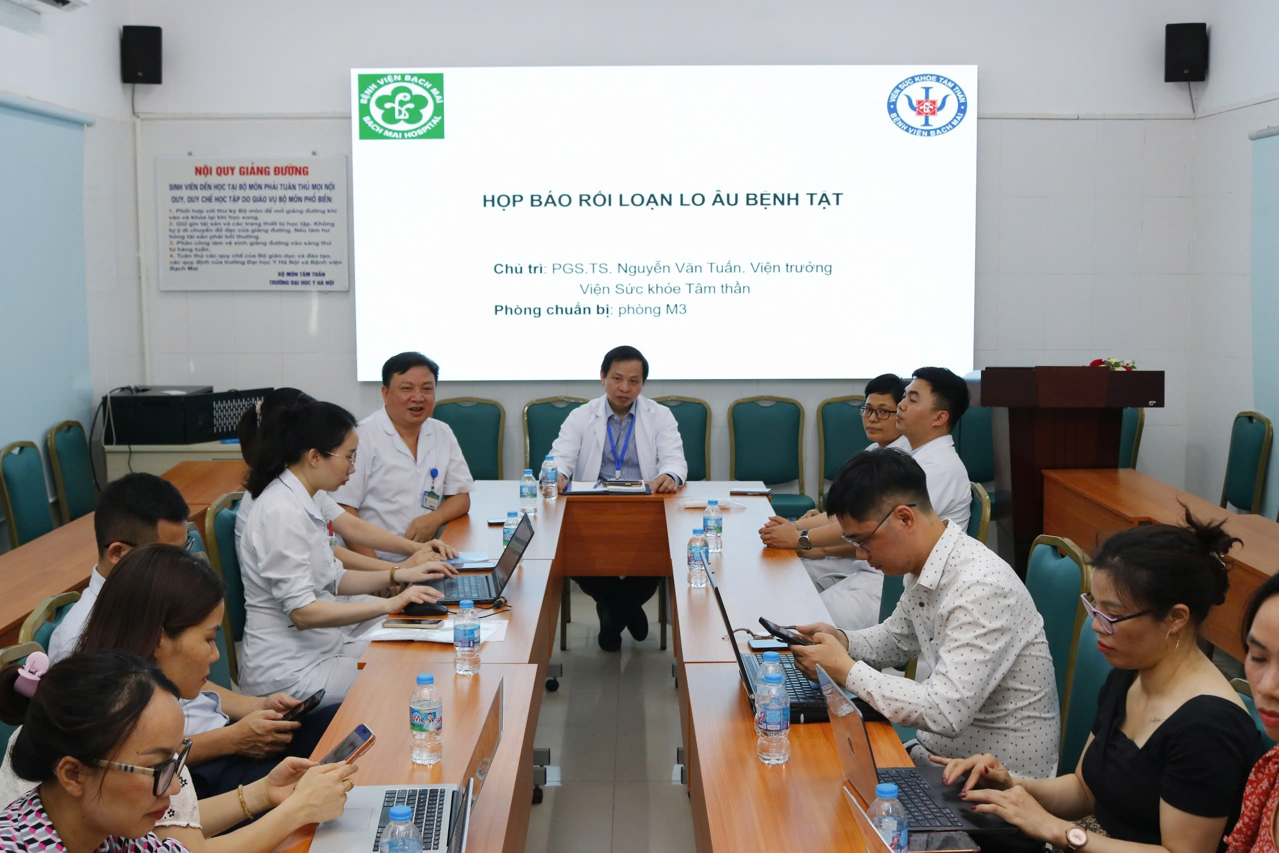 roi-loan-lo-au-benh-tat-1779711976093879629613 Ám ảnh mắc bệnh hiểm nghèo, nam thanh niên phải nhập viện điều trị sức khoẻ tâm thần- Ảnh 2.