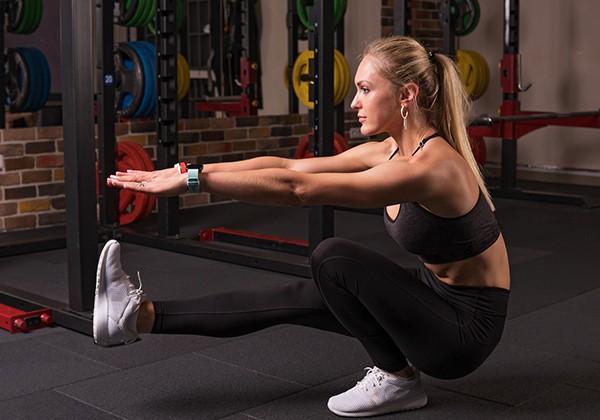 4 bài tập tại phòng gym giúp chân thon gọn hơn- Ảnh 1.