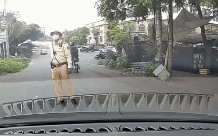Danh tính người tự xưng thầy dạy lái xe, đăng clip đối đáp với CSGT