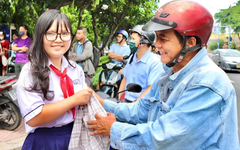 Thi lớp 10 tại TPHCM: Thí sinh nói đề Toán vừa sức, tự tin ‘bỏ túi’ điểm khá
