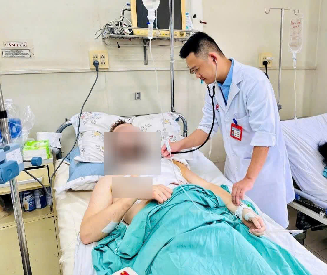 Cứu sống người nước ngoài mang nhóm máu cực hiếm bị vết thương thủng tim- Ảnh 1.