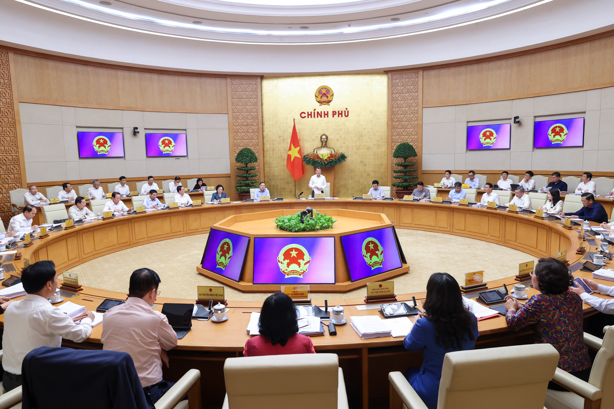 Nhiều điểm đáng chú ý tại Quy chế làm việc của Chính phủ- Ảnh 1.