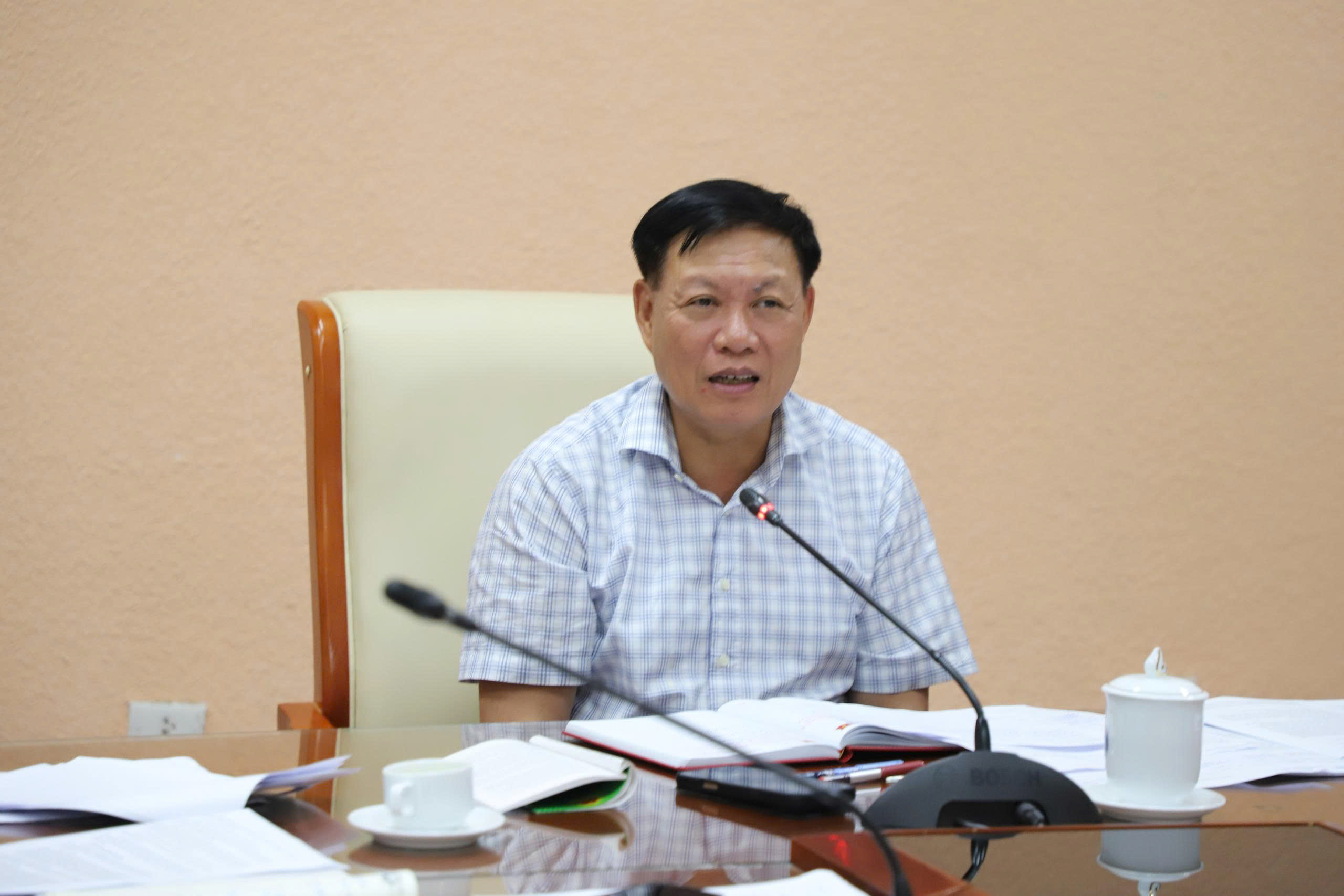 Sửa đổi Luật An toàn thực phẩm: Đề xuất quản lý theo chuỗi, thống nhất đầu mối từ Trung ương đến địa phương- Ảnh 1.