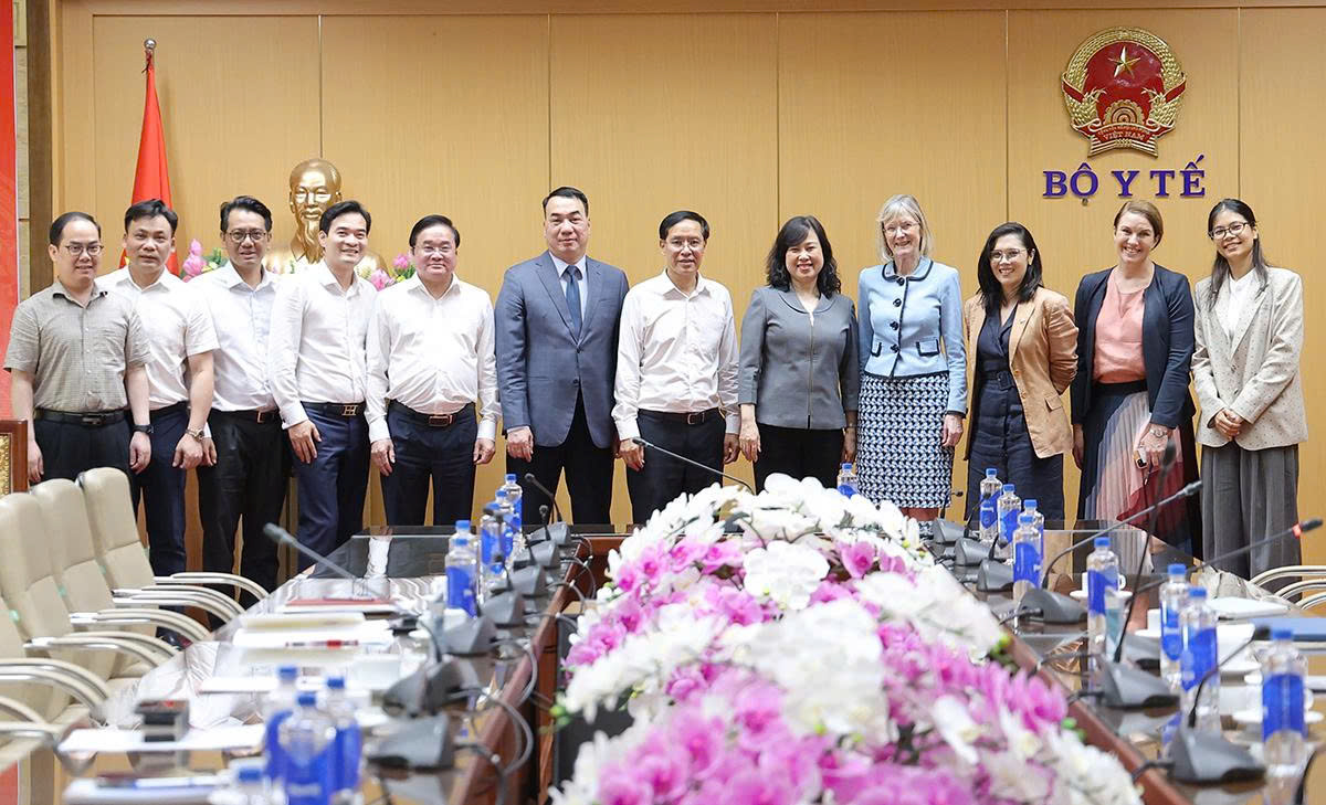 Bộ trưởng Đào Hồng Lan tiếp, làm việc với Đại sứ Úc Gillian Bird về thúc đẩy hợp tác y tế- Ảnh 5.