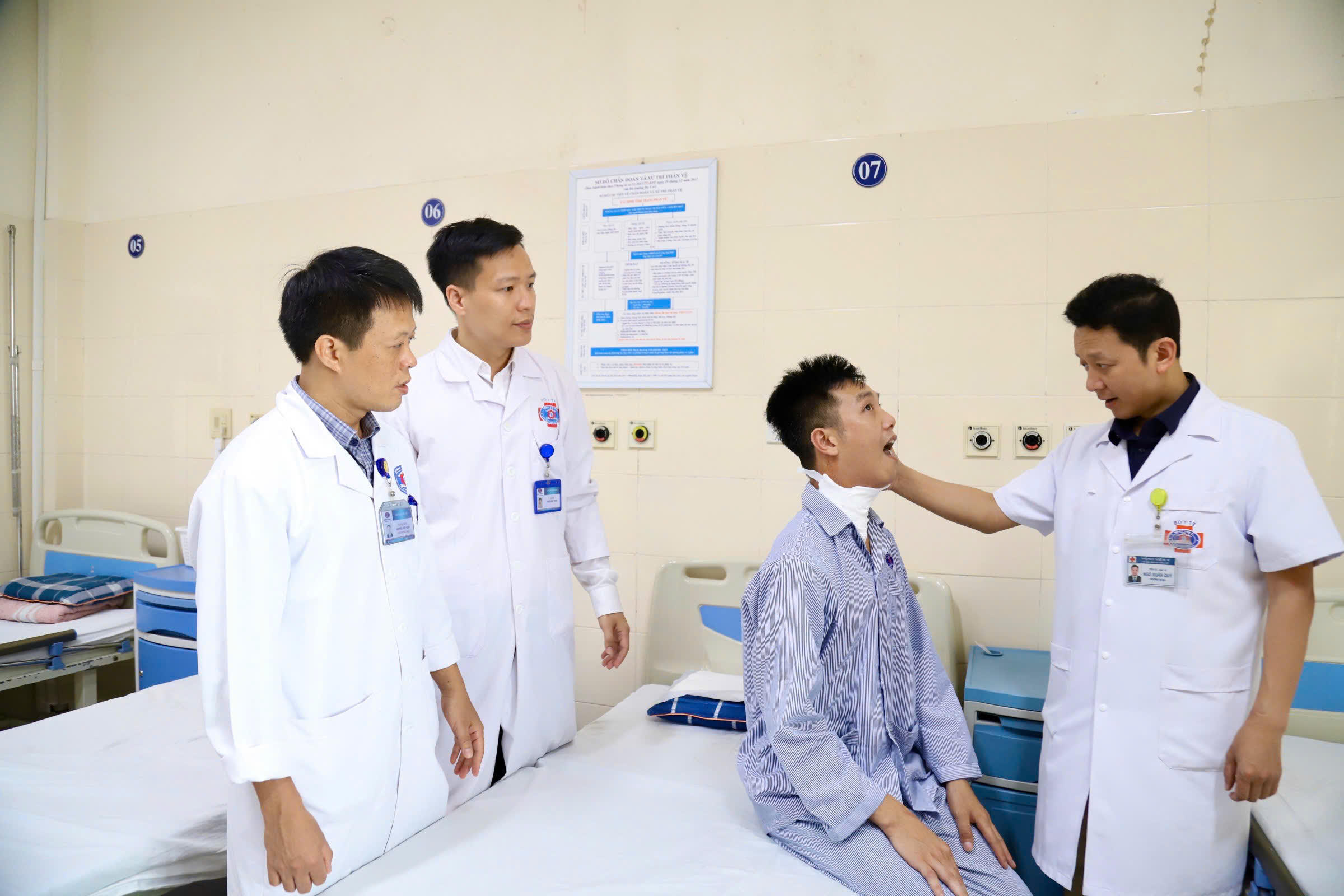 ut-luoi-4-17798682504521659429991 Ung thư lưỡi dễ nhầm nhiệt miệng: Bác sĩ cảnh báo dấu hiệu không nên chủ quan- Ảnh 3.