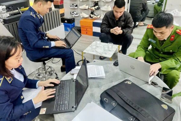Phát hiện và xử lý hơn 1000 vụ xâm phạm quyền sở hữu trí tuệ sau 2 tuần ra quân rà soát