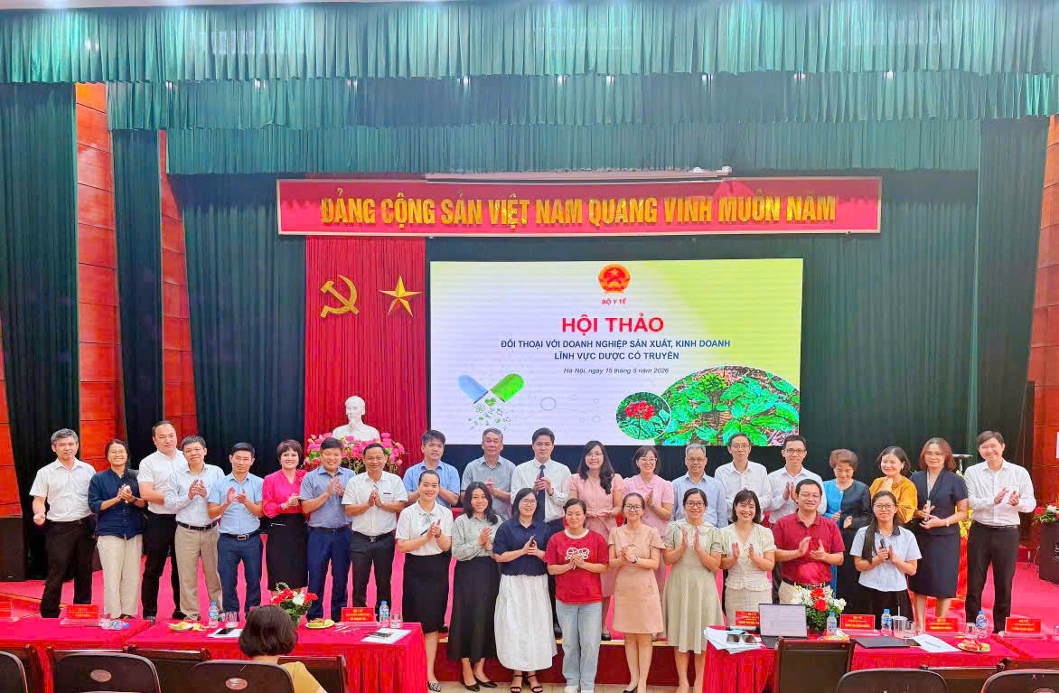 Tháo gỡ điểm nghẽn chính sách, thúc đẩy phát triển dược cổ truyền theo hướng hiện đại và bền vững- Ảnh 4.