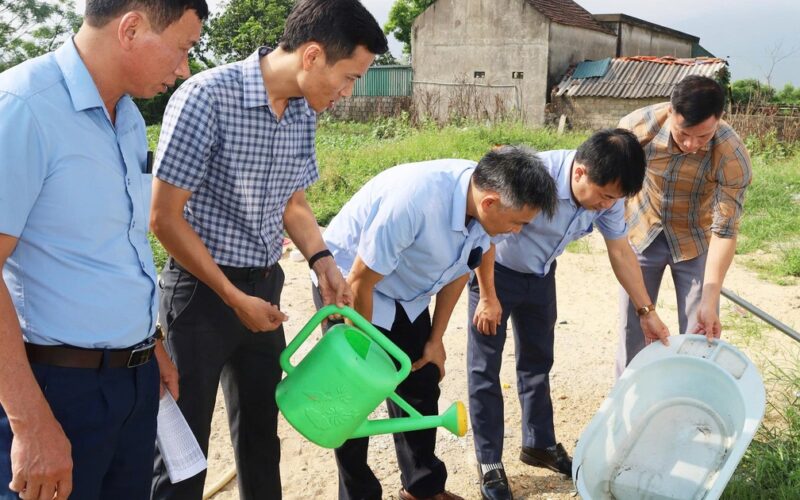 Thời tiết diễn biến phức tạp, Hà Tĩnh chủ động ngăn dịch sốt xuất huyết