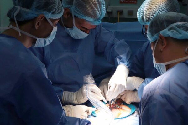 Tìm giải pháp bảo tồn khả năng sinh sản cho nam bị ung thư cơ quan sinh dục