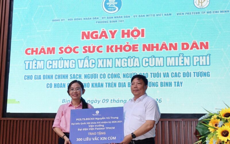 300 liều vaccine cúm đến với người dân phường Bình Tây, TPHCM