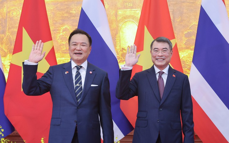 Thủ tướng Lê Minh Hưng chủ trì lễ đón Thủ tướng Thái Lan