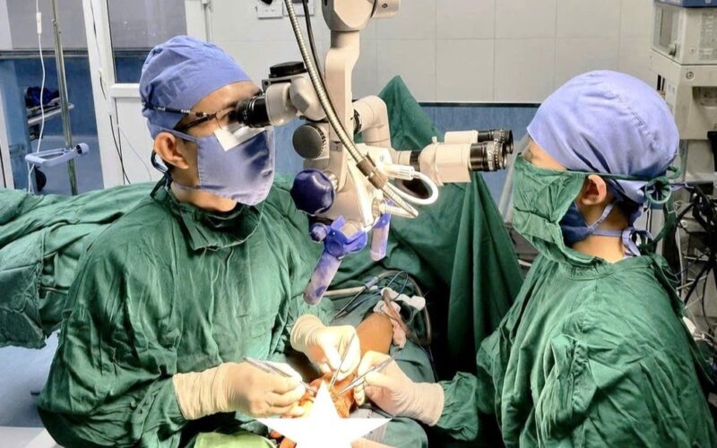Bước tiến trong phẫu thuật vi phẫu: Chuyển vạt SCIP tự do được triển khai tại Nghệ An
