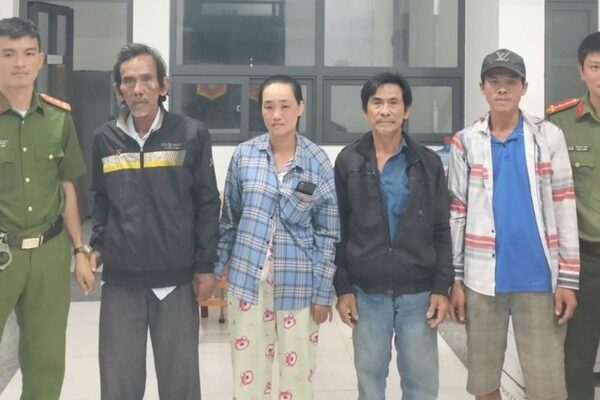 Sau 6 ngày đi lạc, cụ ông ở Đồng Nai được công an hỗ trợ đoàn tụ gia đình
