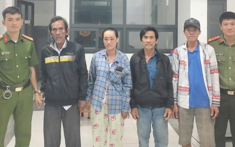 Sau 6 ngày đi lạc, cụ ông ở Đồng Nai được công an hỗ trợ đoàn tụ gia đình
