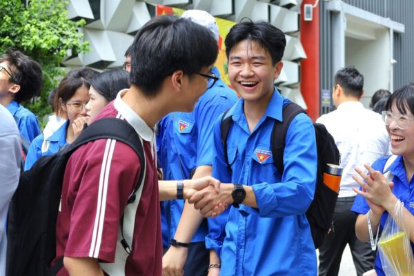 Cần làm gì sau khi biết điểm thi lớp 10?