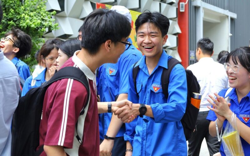 Cần làm gì sau khi biết điểm thi lớp 10?