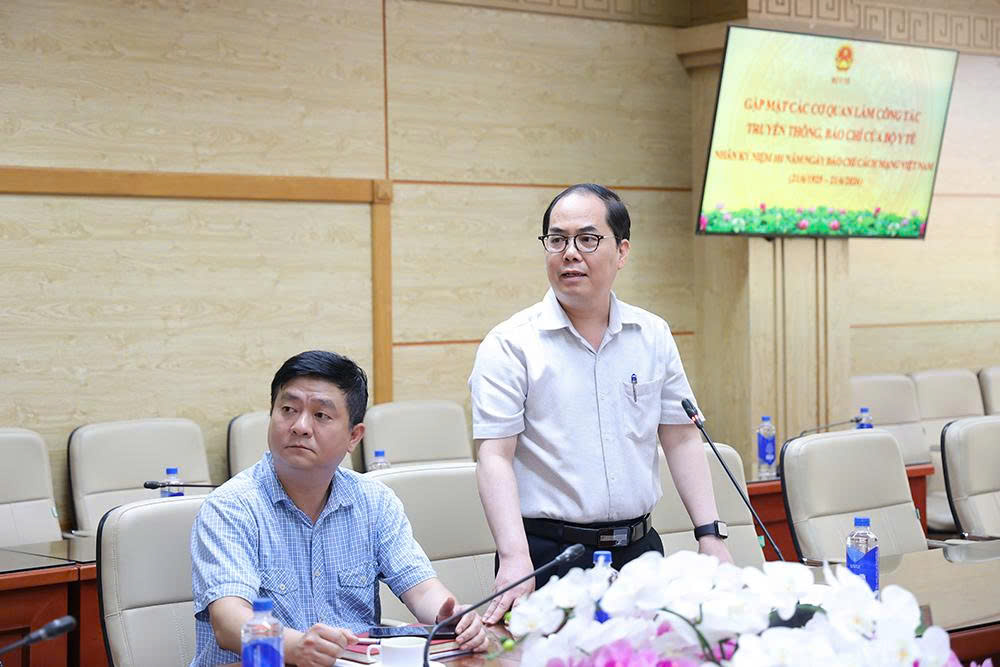 anh-thuc-17816290207481261014039 Thứ trưởng Nguyễn Tri Thức: Khẩn trương hoàn thiện hệ thống thông tin quản lý khám chữa bệnh- Ảnh 4.