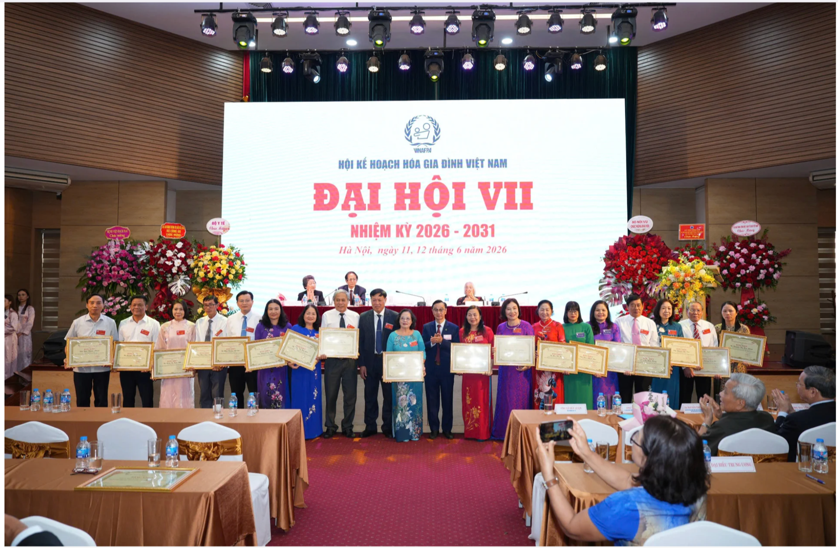 Thứ trưởng Bộ Y tế Đỗ Xuân Tuyên kiêm giữ chức Chủ tịch Hội Kế hoạch hóa gia đình Việt Nam- Ảnh 7.