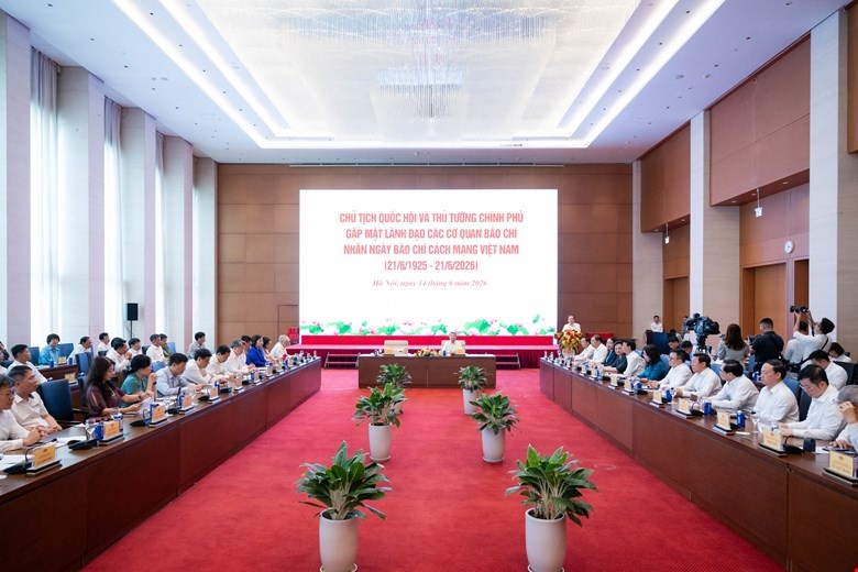 gapmat-17814440371131732276906 Chủ tịch Quốc hội và Thủ tướng Chính phủ gặp mặt Lãnh đạo các cơ quan báo chí- Ảnh 2.