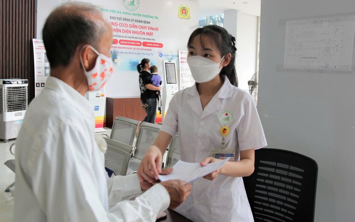 Khối lồi sau tai đập theo nhịp tim, bác sĩ cảnh báo dấu hiệu bệnh nguy hiểm- Ảnh 2.