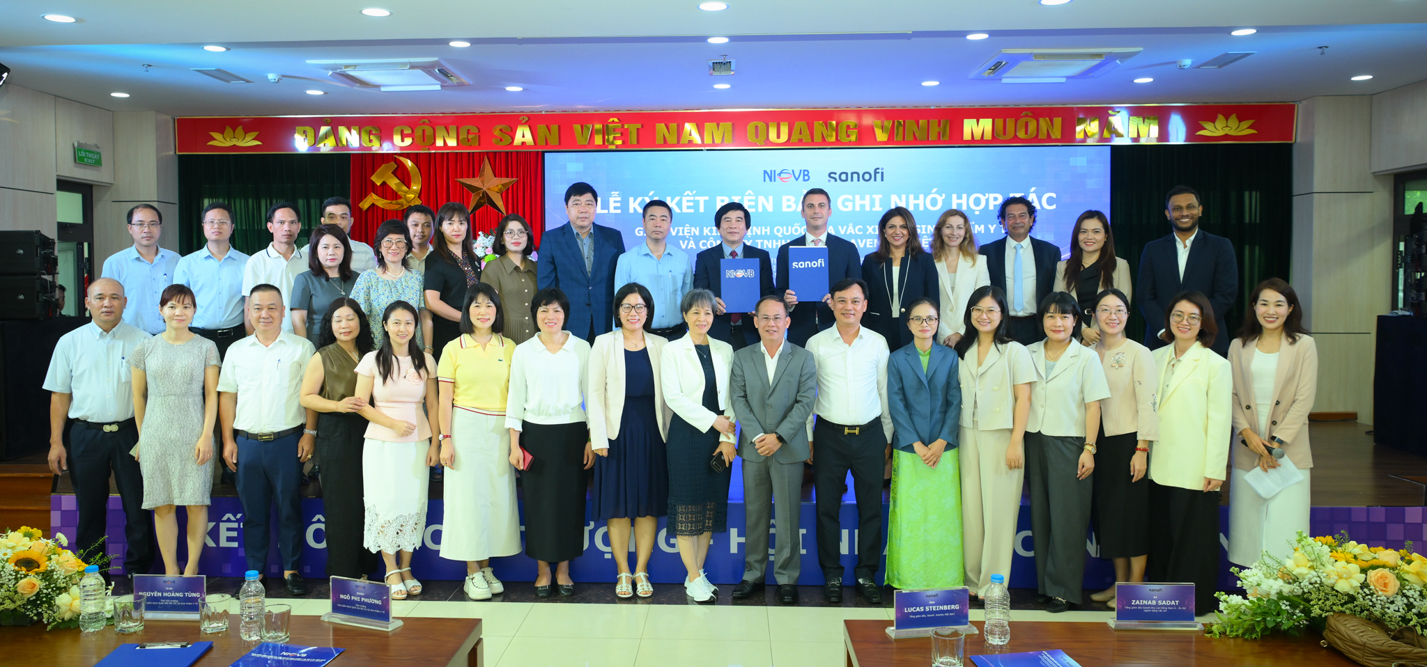 sanofi-ky-ket-voi-nicvb-1780399189838779258460 Hợp tác chuyển giao kỹ thuật kiểm định tiên tiến, nâng cao chất lượng vắc xin tại Việt Nam- Ảnh 3.
