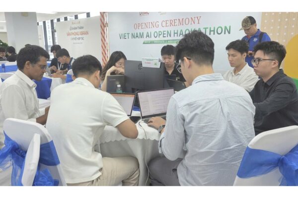 Đà Nẵng tung nhiều ưu đãi, hỗ trợ thu nhập cao để hút nhân tài bán dẫn và AI
