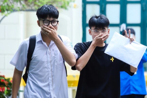 Cẩm nang dành cho sỹ tử: Gạt bỏ ‘đề tiên tri’, rà soát lỗi sai trước giờ vào phòng thi tốt nghiệp THPT